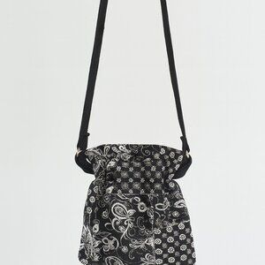 Chic Black & White Patterned Crossbody Bag Small EUC Description